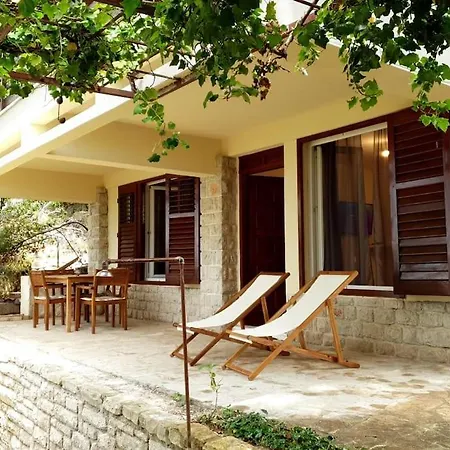 Serenity Apartment *